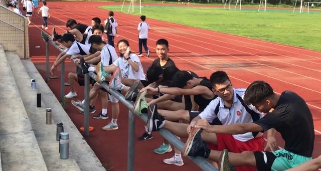 体育数学专业,最新答案动态解析_vip2121，127.13