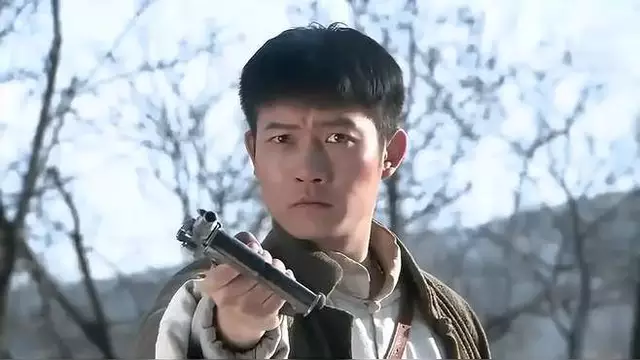 电视剧黎明前的暗战免费观看,最新热门解析实施_精英版121，127.13