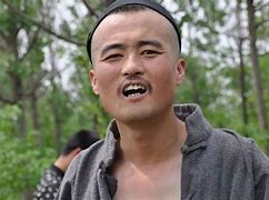 老五的奥斯卡李克龙在线看,最新热门解析实施_精英版121，127.13