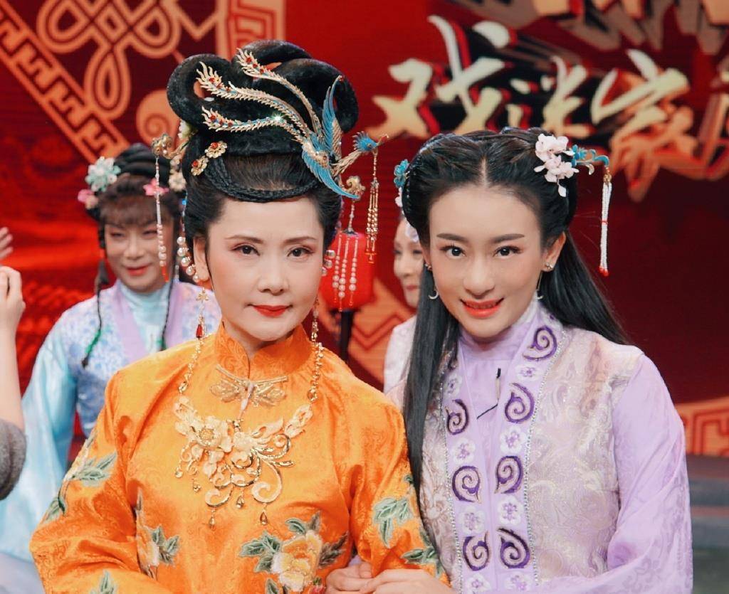 第九影院免费观看电影电视剧,最新热门解析实施_精英版121，127.13