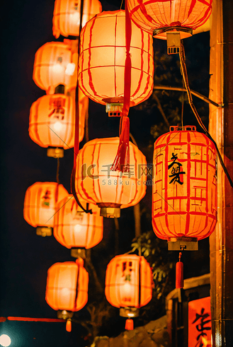 红灯笼挂牌正版图,准确答案解释落实_3DM4121，127.13