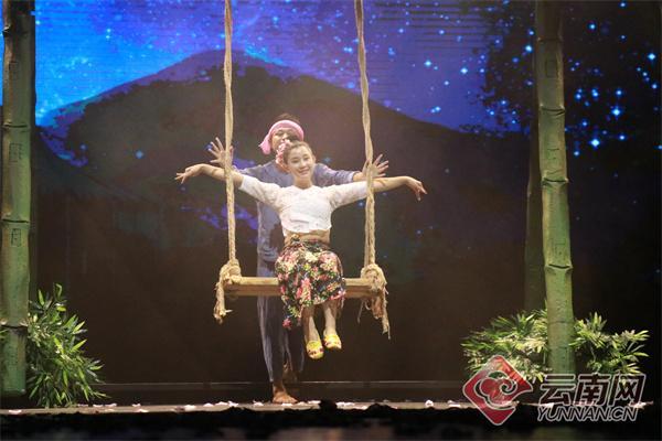 新澳天天开奖资料大全一和大爷打非遗女人拳与大爷打非遗女人拳击视频